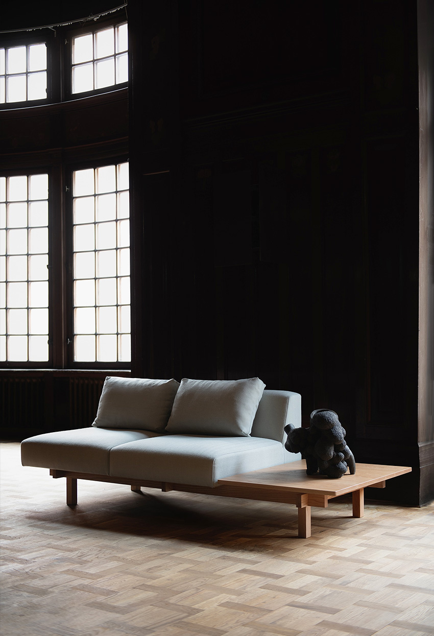 Raft Sofa, un canapé / table si beau, si japonais
