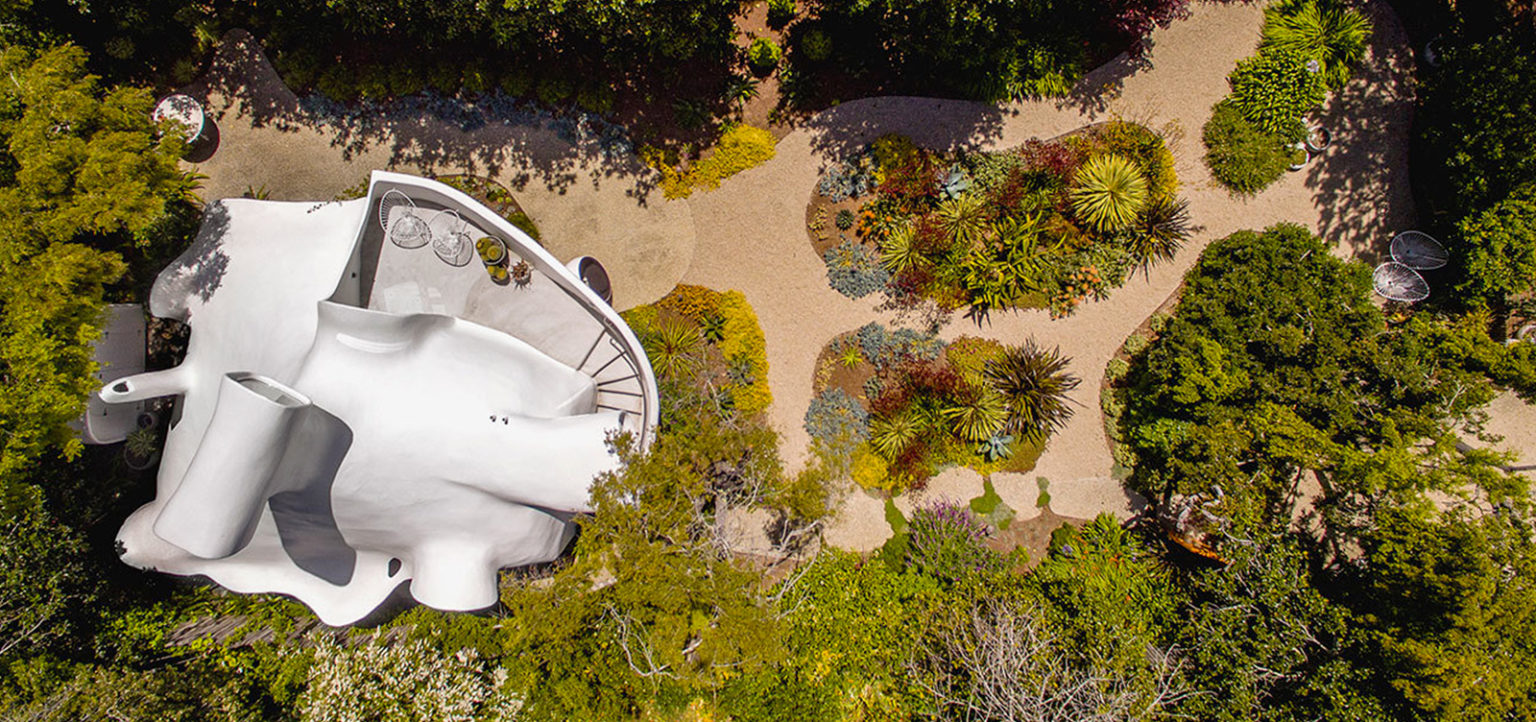 Spaceship House, une maison sans recoin, made in California The Good