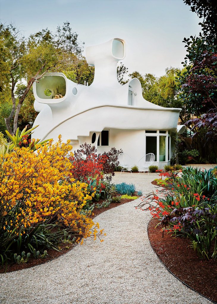 Spaceship House, une maison californienne extraordinaire. Architecture des années 70.